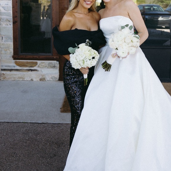 ASOS Design off the shoulder split hem black sequin maxi dress - Picture 3 of 4